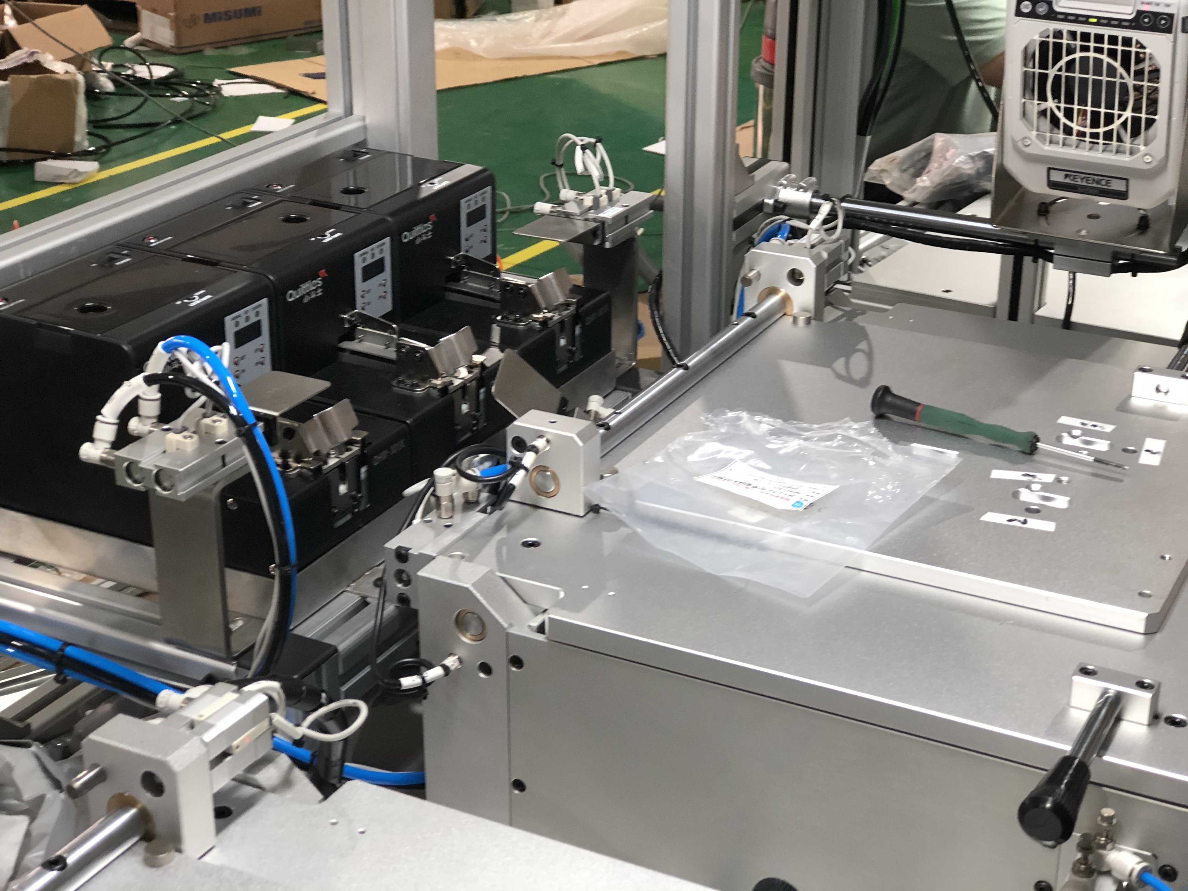 电路板工作台人工电批锁螺丝方案(图1)